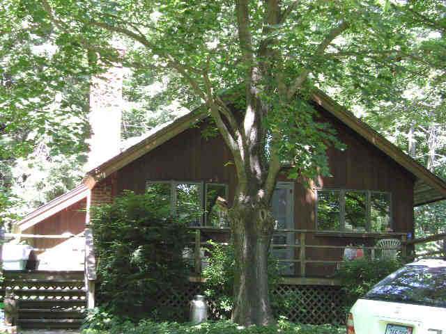 Building photograph for 72 WOOD CREEK RD